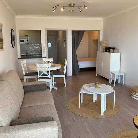 Rembrandt 502 With Beautiful Sea Views * Nieuwpoort