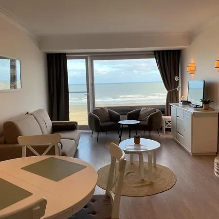 Rembrandt 502 With Beautiful Sea Views Apartment *