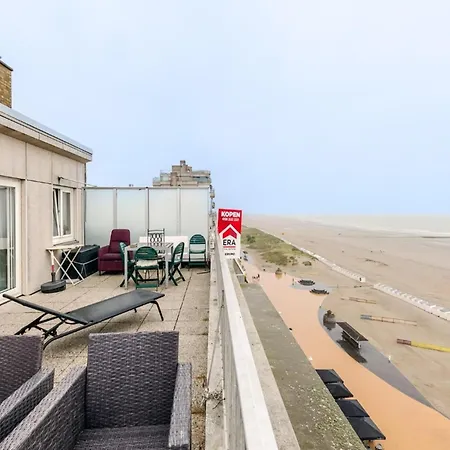 Rembrandt 502 With Beautiful Sea Views Nieuwpoort