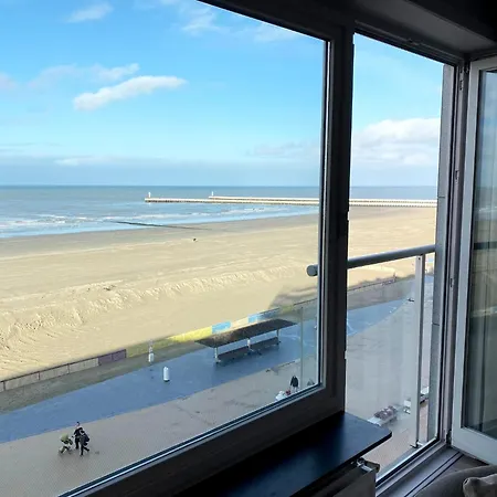 In Near The Nieuwpoort