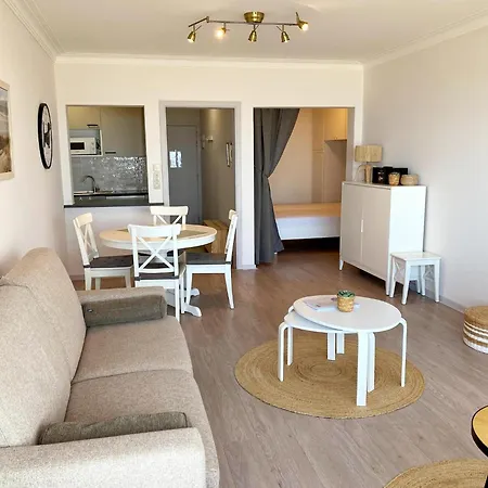 Rembrandt 502 With Beautiful Sea Views Apartment